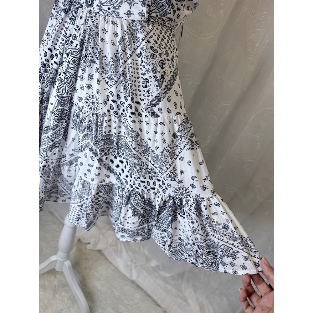 Streetwear Society Bandana Paisley Mini Dress Black White Tie Back Cutout XS NWT - Picture 4 of 9